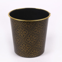 黑色贴花塑料垃圾桶 1个