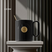格沵(germ)陶瓷马克杯带勺咖啡杯牛奶杯早餐杯办公多立克水杯子男女茶杯黑 青黛黑350ML