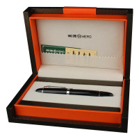 英雄 1060 钢笔签字笔随机颜色