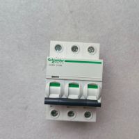 施耐德 断路器 IC65N C16A 3P/1个