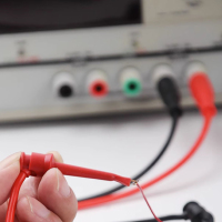 宝合(BOOHER)4mm香蕉插转微型钩线 ETA4508 3A 黑色 1.2m 1根/包