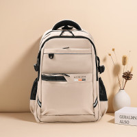 内野 极简时尚双肩包UC-B071