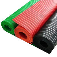 铁工邦 绝缘橡胶板条纹绝缘橡胶垫 1米*2.5米*10mm[黑色35kv]卷