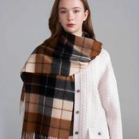 Kenmont 羊毛围巾毛线手工diy披肩两用时尚洋气高档女款2025新款围脖1974