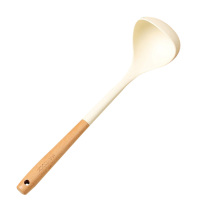 美厨硅胶汤勺挂孔设计防烫耐高温家用大汤勺榉木勺MCCU0544