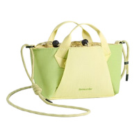 蕉下斜挎包休闲单肩包超轻扩容迷你斜挎包LC169(颜色随机)