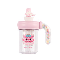 杯具熊塑料杯500ml便携带柄见龙海洋球系列TT369-500