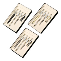 英雄钢笔套装笔杆配重均衡握持重心抗摔抗压7006 (颜色随机)