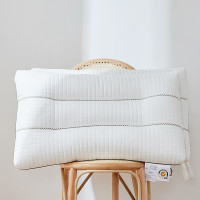 彩羊 抑菌水洗护颈枕 47*73cm 一只装