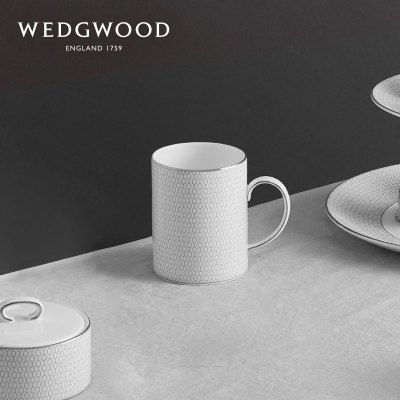 Wedgwood白金几何马克杯+金色几何马克杯对杯礼盒1063183+1055613