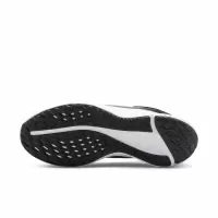 耐克(NIKE) 女子跑步鞋 NIKE QUEST 5