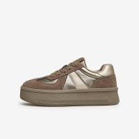 百思图冬加绒德训鞋厚底增高女运动休闲面包鞋