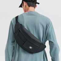 维多利亚旅行者潮流机能大容量斜挎包单肩差包5076酷炫黑