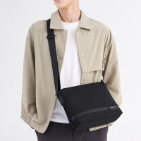 维多利亚旅行者大容量轻便大容量斜挎包单肩差包a519黑色