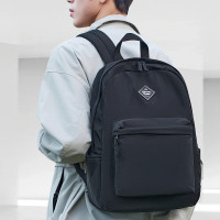 维多利亚旅行者大容量休闲背包笔记本电脑包背包6066简约黑调