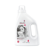 SukGarden蔬果园樱花香水除菌洗衣液2kg.