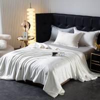 唐纳家纺全棉提花蚕丝被-蝶恋花 面 料:全棉提花 100%棉 填充物:100%蚕丝200×230cm/1900g