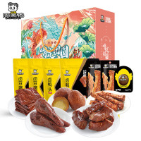 周黑鸭 卤味零食礼盒 肉类零食礼包 762g 鸭脖鸭头鸡脖福利伴手礼