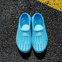 溯溪鞋(成人男款灰色28、40、42各3双44码1双女款36、37、38、39、40各2双)