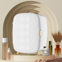 新飞(Frestec)-小型车载冰箱迷你车家两用化妆品冷藏箱 9L[铂金款]塑料面板 ATP-9L-A