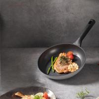 三禾摩登灰无铆钉不粘煎锅