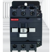 5011 交流接触器 3P 220V