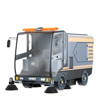 橙犀 驾驶式全封闭扫地车雾炮车工业物业景区用电动扫地车道路环卫清扫车 U220C