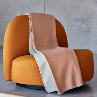 BOSS HUGO BOSS LADAK双面简约毛毯HBMT-030S 驼色1000×1400mm