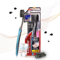 高露洁(Colgate)牙刷成人软毛牙刷家庭装超软毛深入洁齿男士牙刷宽头牙刷 纤柔炭旋丝软毛牙刷