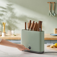 小熊(Bear)XDQ-B01Q1砧板刀具消毒机 餐具消毒机保洁柜家用刀架筷子紫外线杀菌烘干机