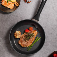 三禾 煎锅 煎蛋煎牛排锅 少油烟磁炉通用 24cm平底锅 无盖 LJ24K6