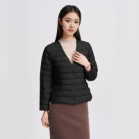 波司登(BOSIDENG)25年短款轻薄羽绒服-女款90绒V领轻便登山旅游外套