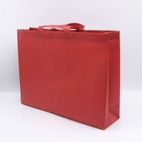 何大屋红色无纺布袋横版40长*15宽(侧)*高35cm