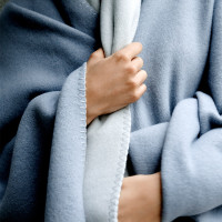 HUGO BOSS双面简约毯1400×1700mm