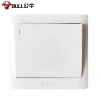 公牛墙壁开关性能强悍经久耐用