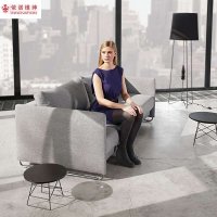 丹麦依诺维绅 薄扶手 电镀腿 功能沙发床 客厅家具 阿恩特