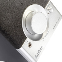 漫步者（EDIFIER） R18T 2.0声道 木质多媒体音箱 便携式笔记本台式电脑音响 电脑音箱 黑色