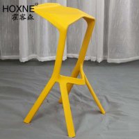 霍客森(HOXNE) 鲨鱼嘴吧椅 吧台椅 缪拉吧凳 餐椅 时尚吧椅miura stool