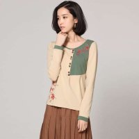 俏艺 2015春款新品 韩版圆领撞色拼接订钮刺绣长袖修身t恤女 1981