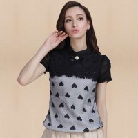 俏艺 2015夏装新品 复古蕾丝烫钻小高领心形波点泡泡袖短袖T恤 2055