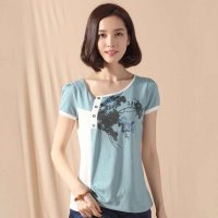 俏艺 2015夏款新品 韩版浅蓝糖果色订钮印花泡泡袖短袖修身T恤女 2031