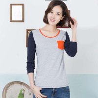 俏艺 2015年秋冬新品 休闲深蓝撞墙色拼接口袋圆领棉长袖修身T恤女 3171