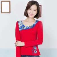 俏艺 2015春夏新款 玫红撞色青花刺绣棉圆领长袖修身T恤女 3189