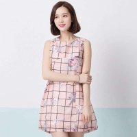 俏艺 2016夏款新品 韩版粉红格子印花圆领无袖连衣裙 3268