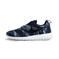 耐克 NIKE ROSHERUN GP X迷彩男子跑步鞋 555445-001