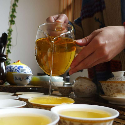 普洱茶 生茶 茶马世家 七子饼生茶 珍藏级野生古树纯料 普洱生茶