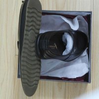 星头啄木鸟商务牛皮皮鞋