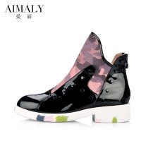 爱丽2014秋冬新款女靴子 真皮厚底低跟马丁靴 迷彩粗跟铆钉短靴女A14-3018