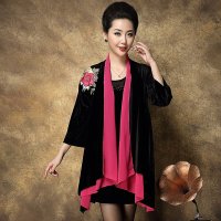 韩缘阁 2015秋冬新款中老年女装大码妈妈装刺绣金丝绒宽松型开衫披肩外套 QY2221