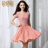 路慕 2014夏装新款 时尚淑女优雅气质蕾丝拼接大裙摆短袖连衣裙